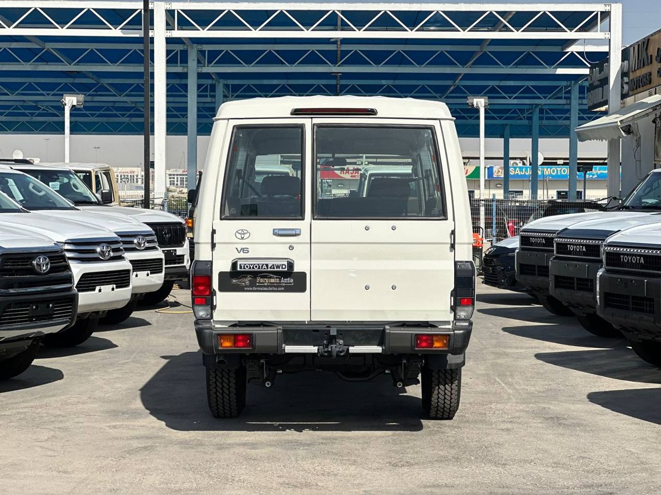 تويوتا لاند كروزر 70 LC 78 HARDTOP 4.0L MT