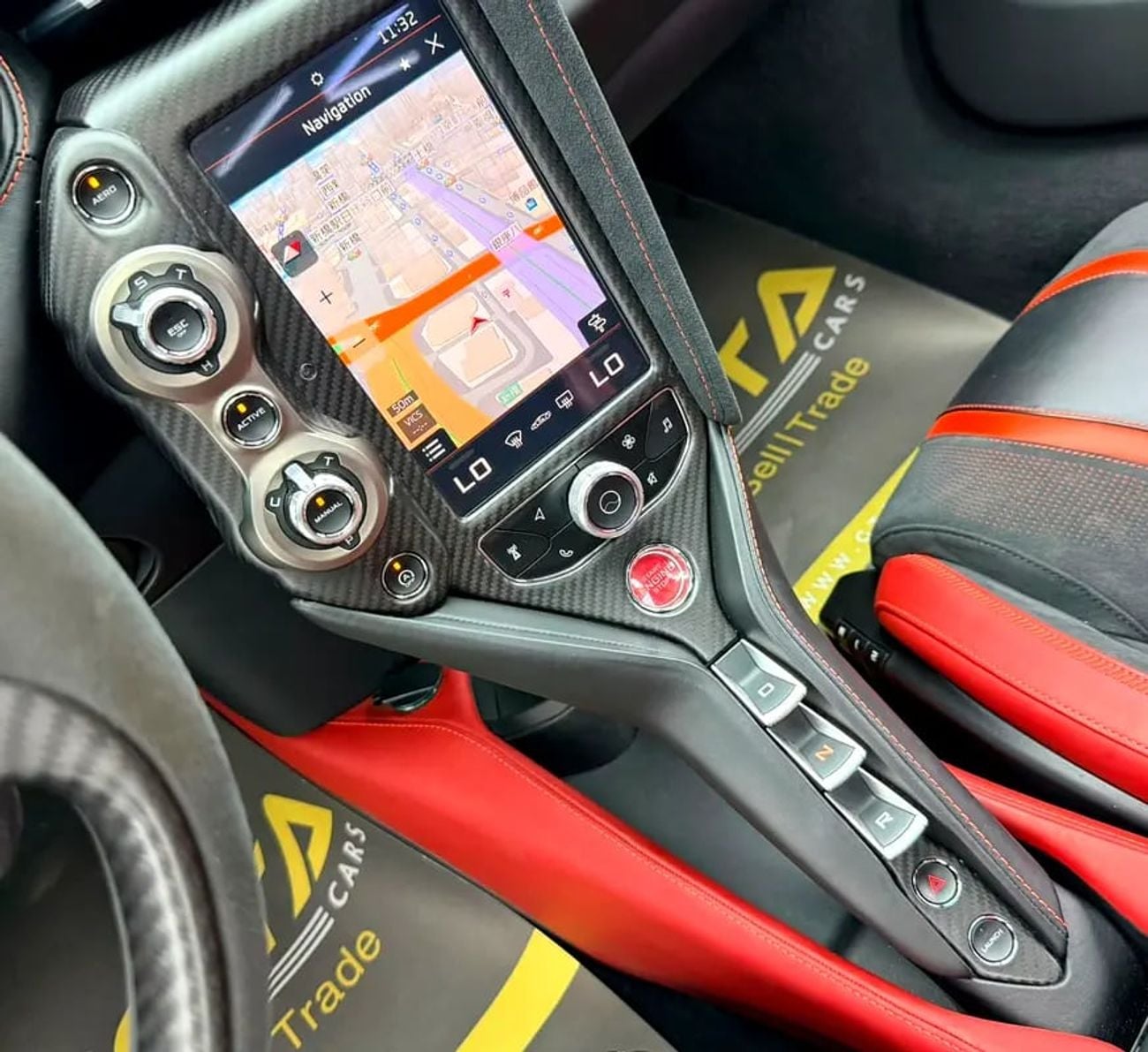 McLaren 720S PERFORMANCE Launch Edition, Carbon Fiber Package, Excellent Condition, Japanese