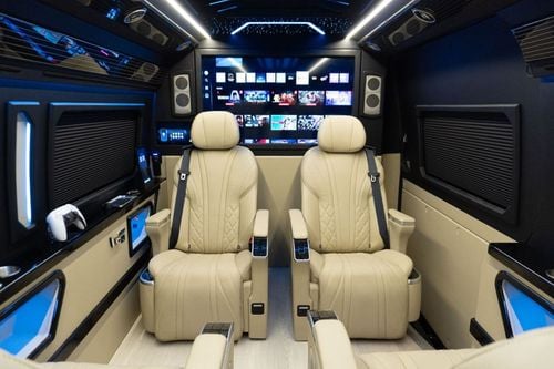 Toyota Hiace GL Built by Barugzai | 2-year interior warranty + Agency Warranty