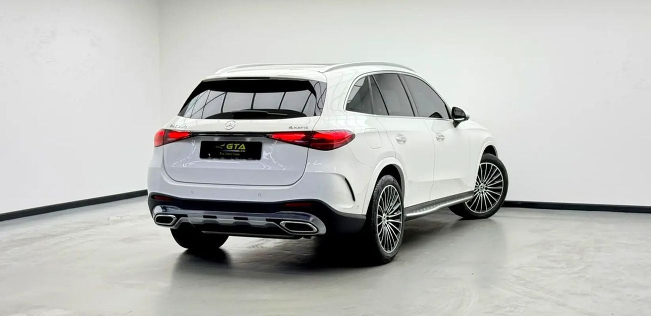 Mercedes Benz GLC200 GLC200 4MATIC, 2 Years Warranty, Low Km, Fully Loaded, Excellent Condition, GCC