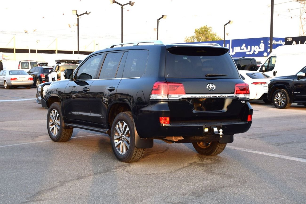 تويوتا لاند كروزر GXR