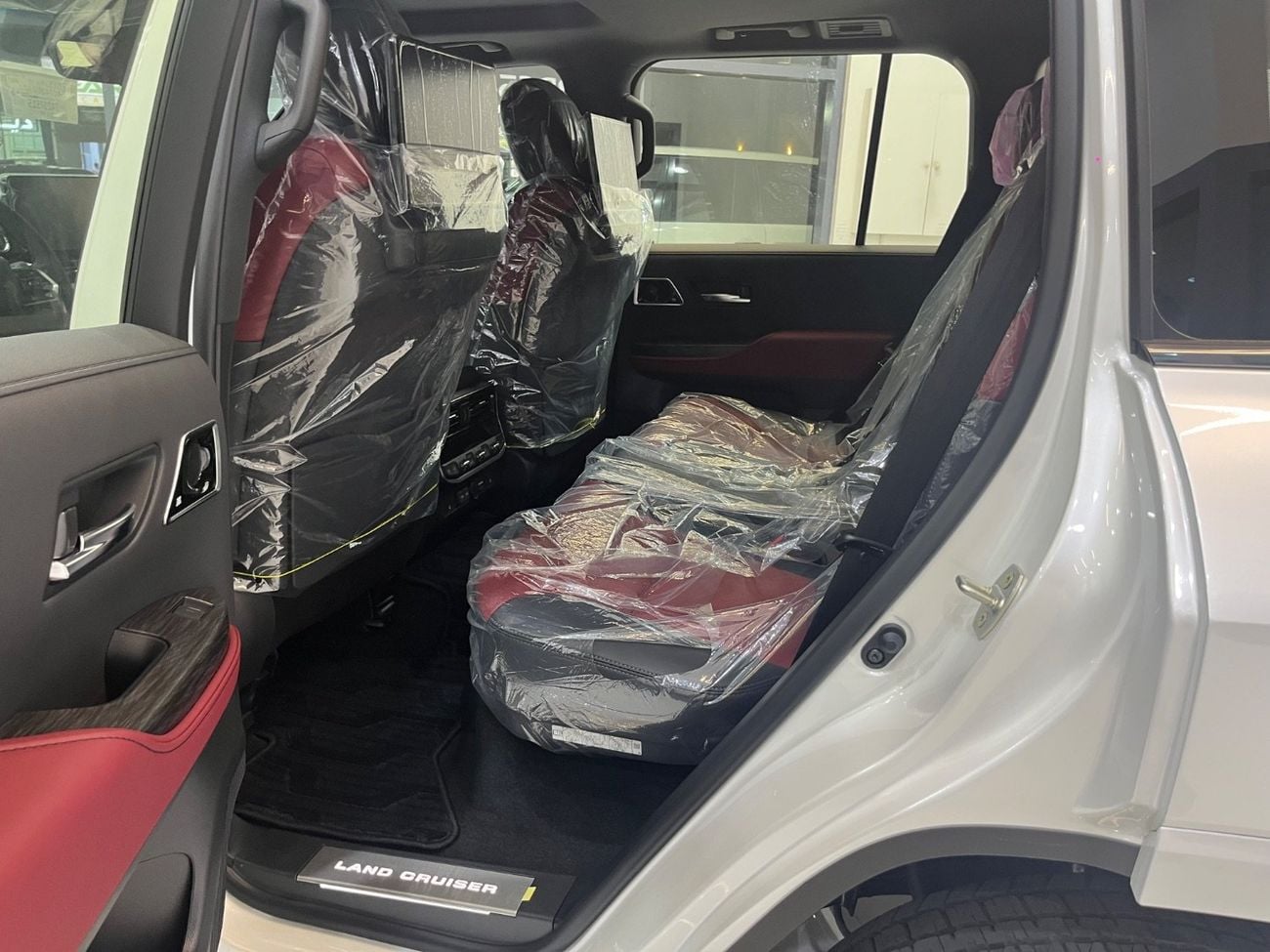 Toyota Land Cruiser VXR