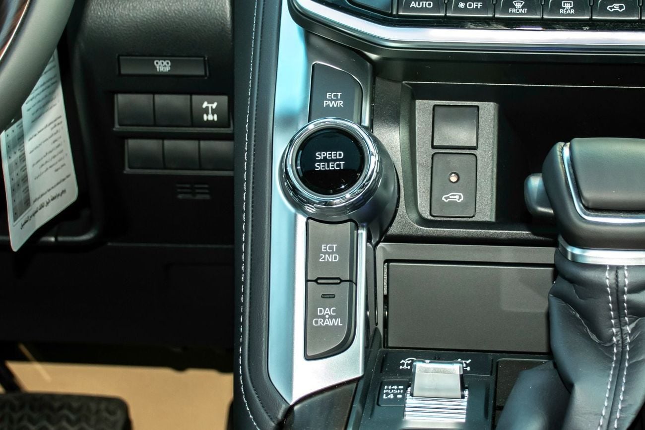 Toyota Land Cruiser GXR 4.0L FULL OPTION