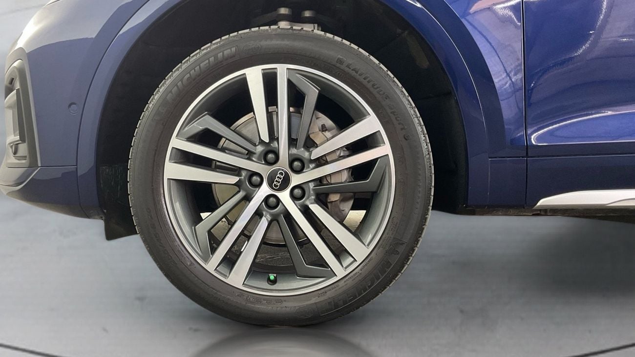 Audi Q5 45 TFSI ADVANCED | Guaranteed Warranty | 0 Down Payment