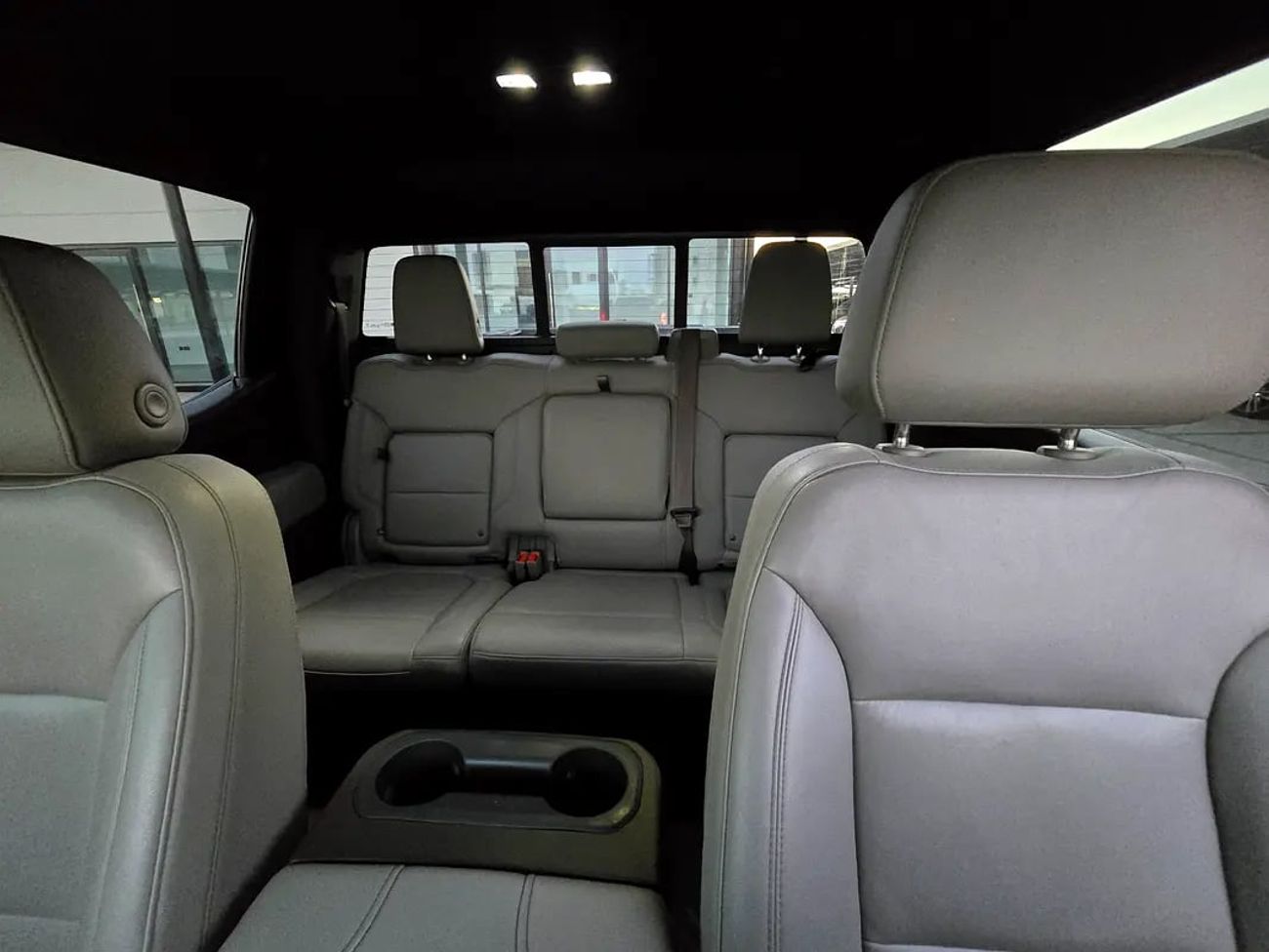 شيفروليه سيلفارادو Silverado LTZ - American Specs - Premium Condition