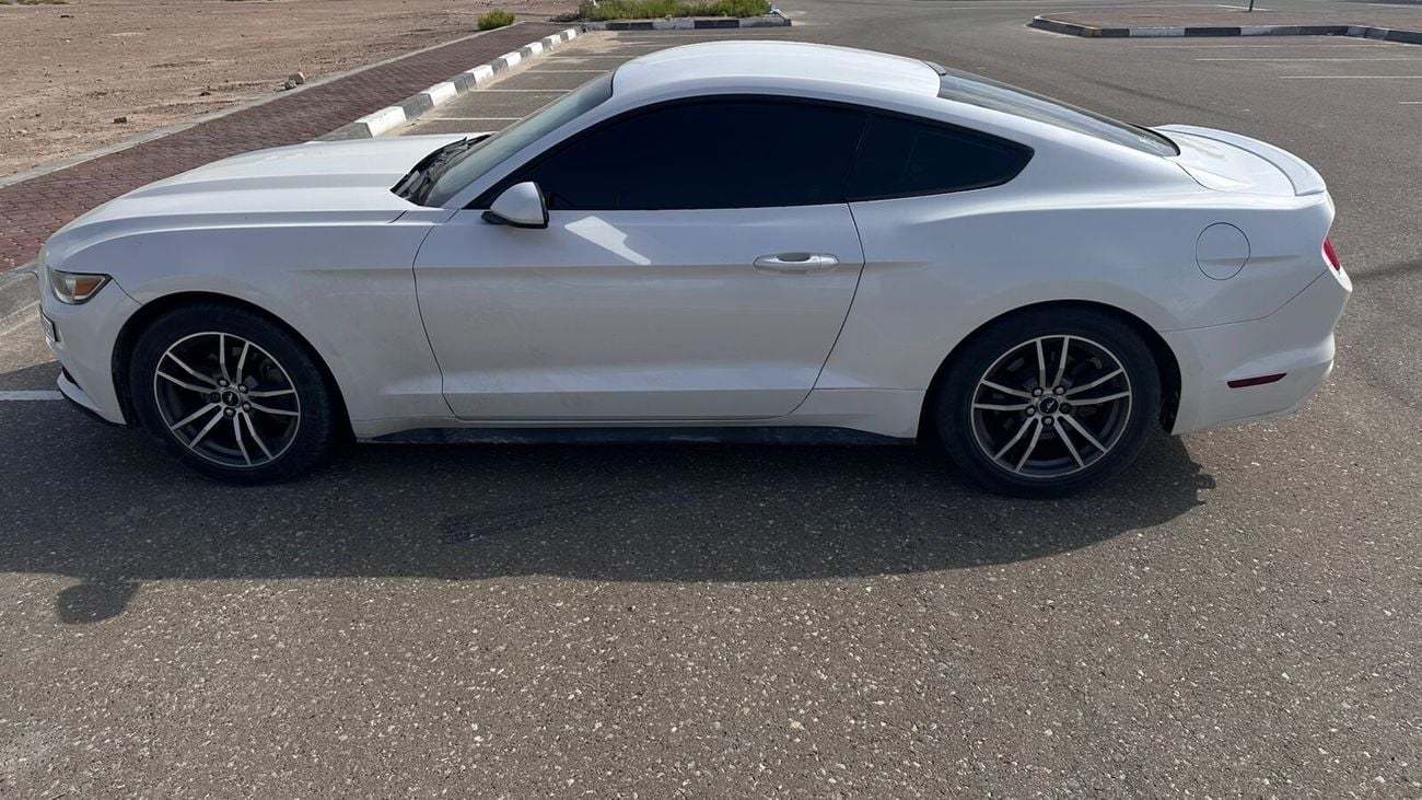 Ford Mustang PREMIUM