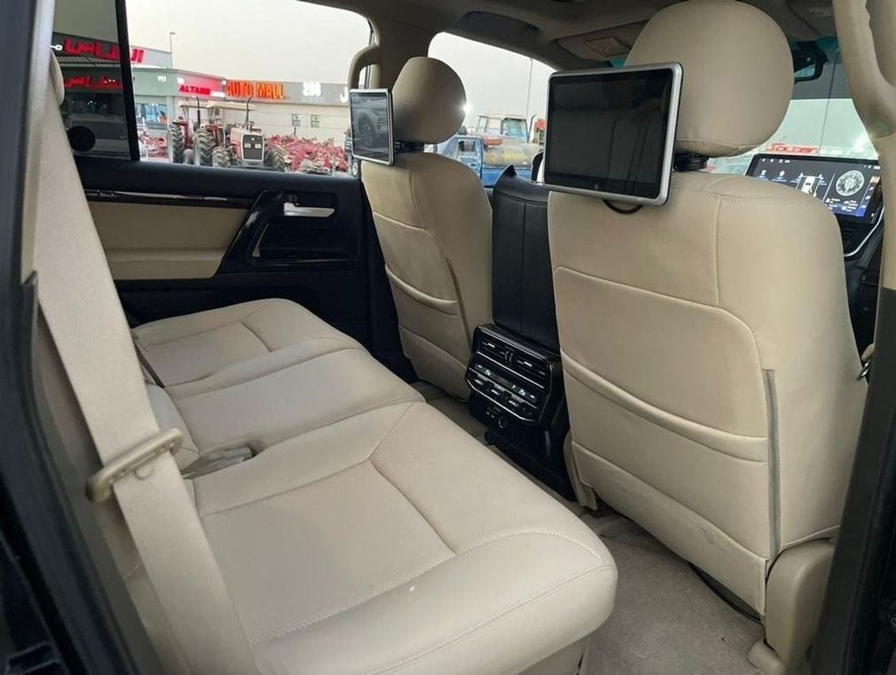 Toyota Land Cruiser GXR Toyota landcuriser 2017 facelifted 2024 full option Top the range
