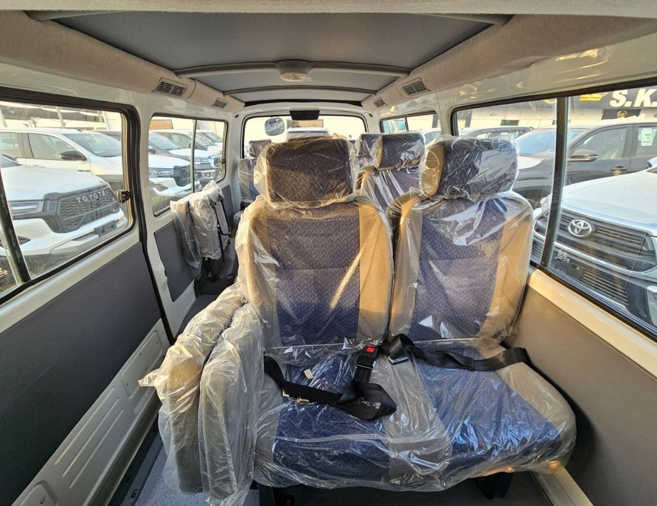 Jincheng Hiace JINCHENG MINIBUS || PASSENGER | 2.2L PETROL M/T FABRIC SEATS(CODE#JJP)