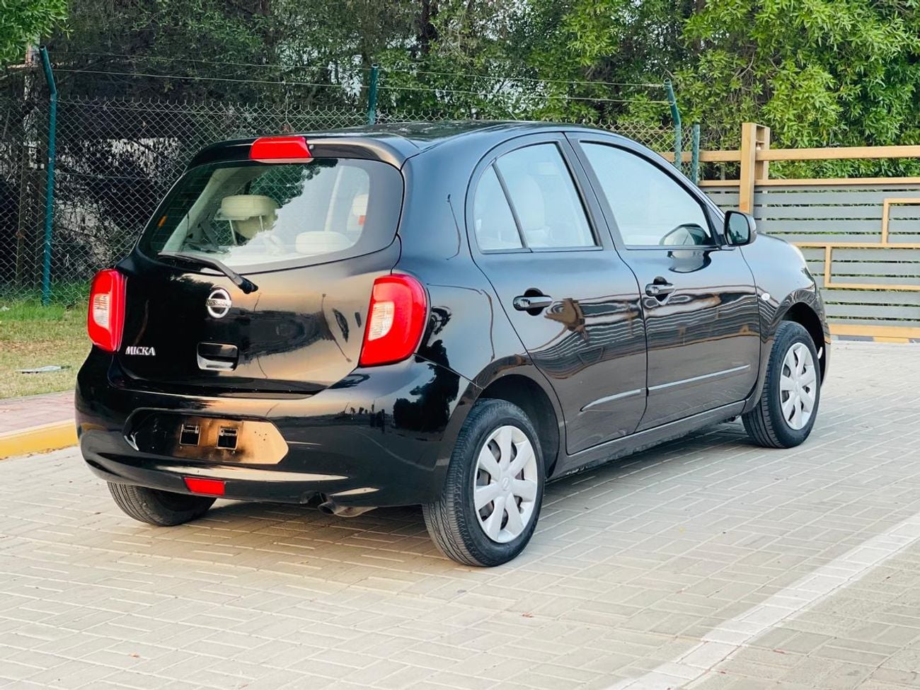Nissan Micra S