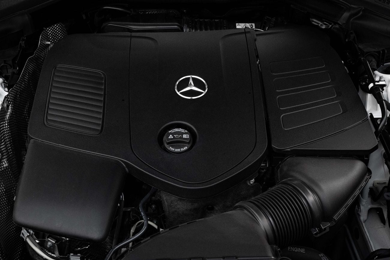 مرسيدس بنز GLC 200 GLC 200 AMG 4MATIC GLC 200 AMG | 4,211 P.M | 0% Downpayment | 2030 MERCEDES WARRANTY!
