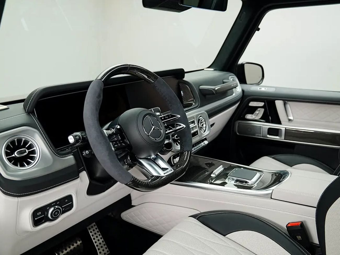 Mercedes Benz G63 AMG STANDARD G63 AMG | A22 | WARRANTY | FULL OPTION