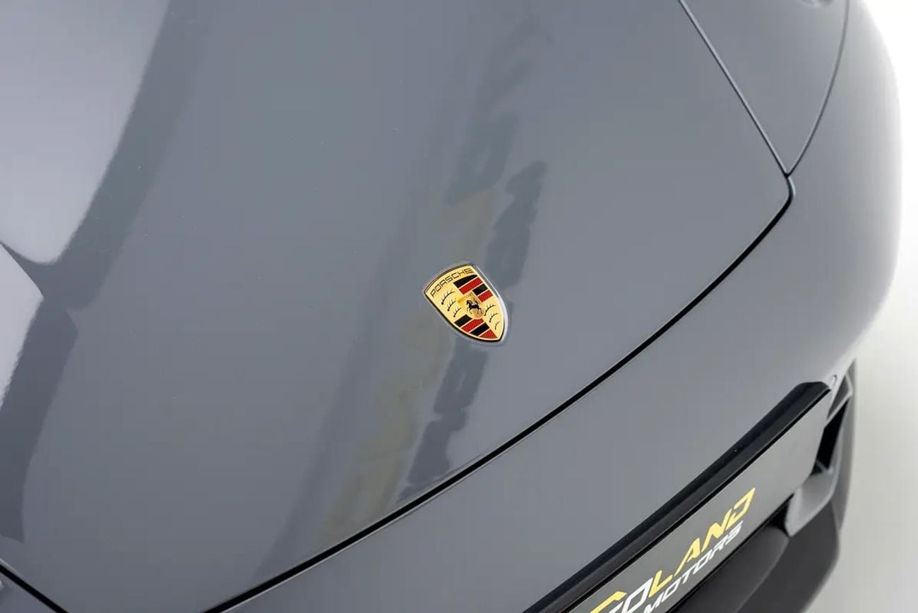 Porsche 911 CARRERA | AEREOKIT | SPORT EXHAUST | SUNROOF | WARRANTY
