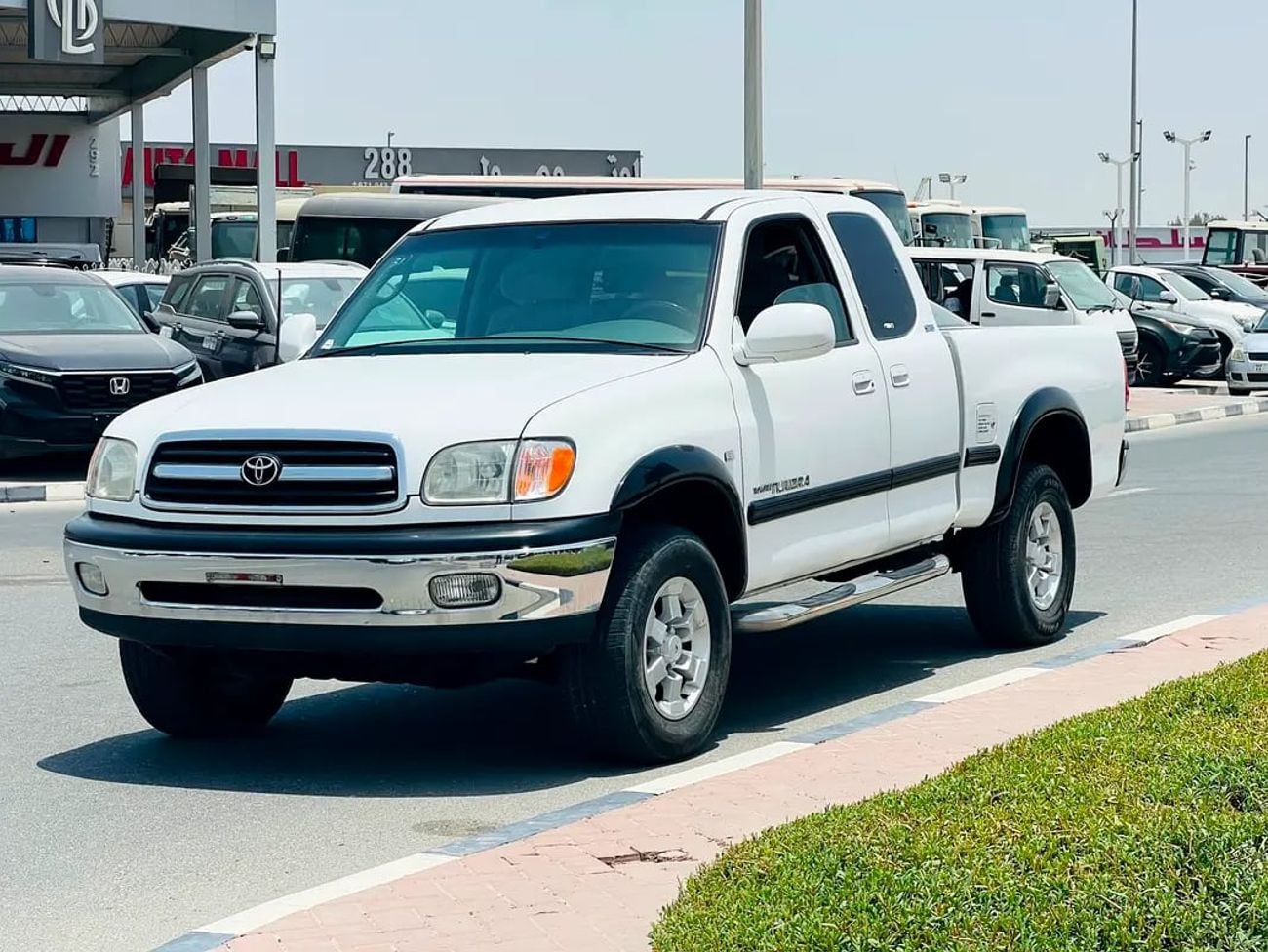 Toyota Tundra 4X4 - IMMCULATE CONDITION - ONLY 93,000 KM