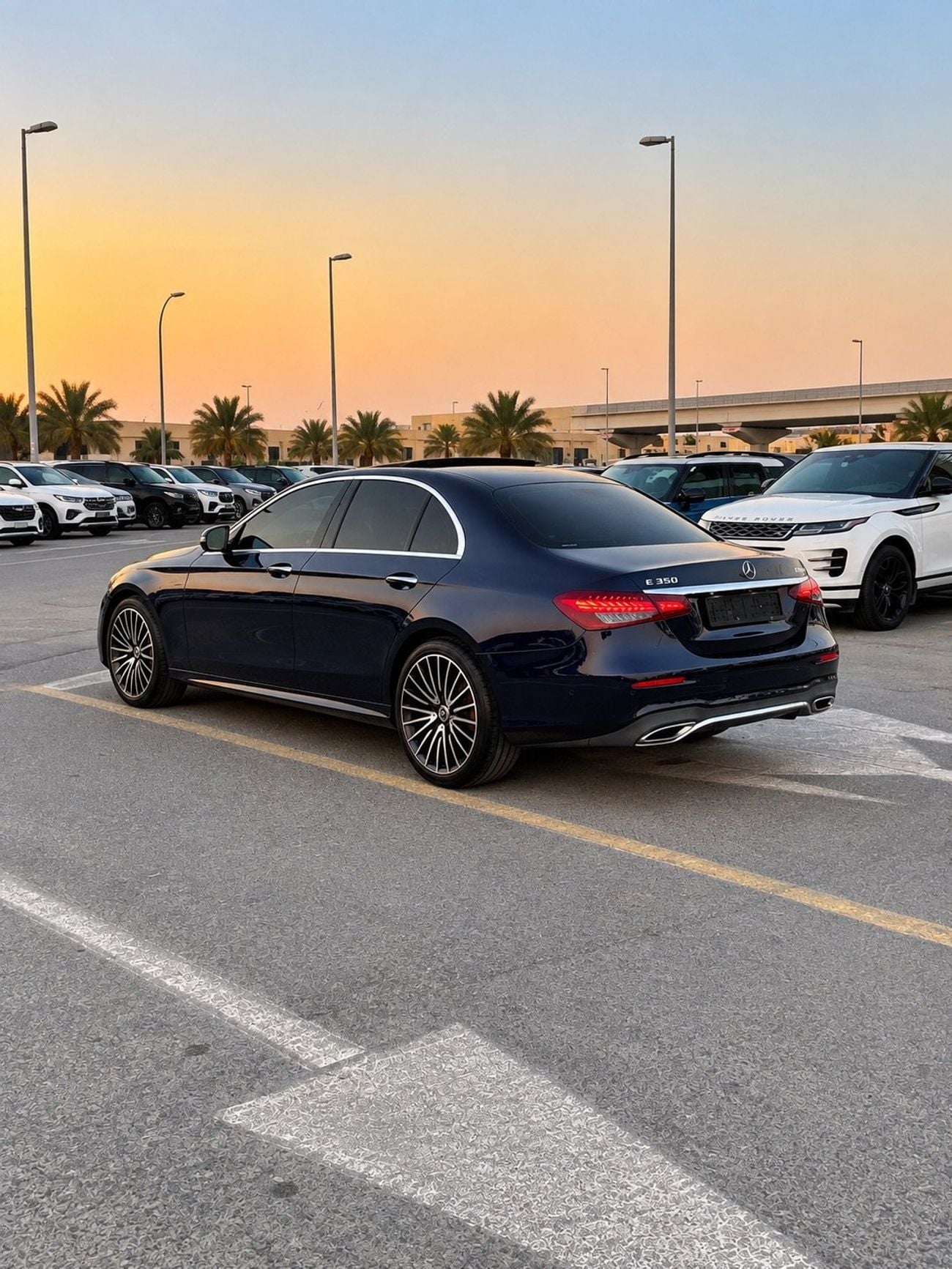Mercedes Benz E350 4MATIC Mercedes-Benz E350 AMG | 2021