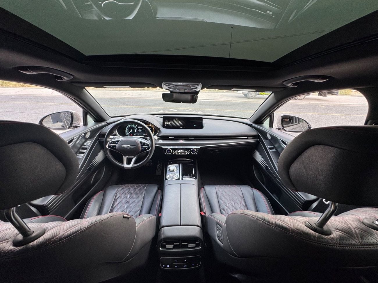 Genesis G80 ROYAL