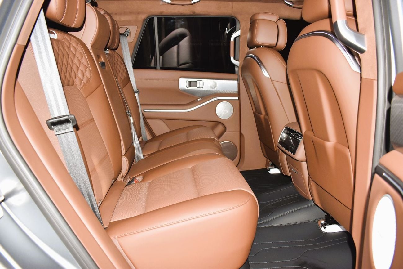Tank 700 700 LUXURY 4WD V6 3.0 TC