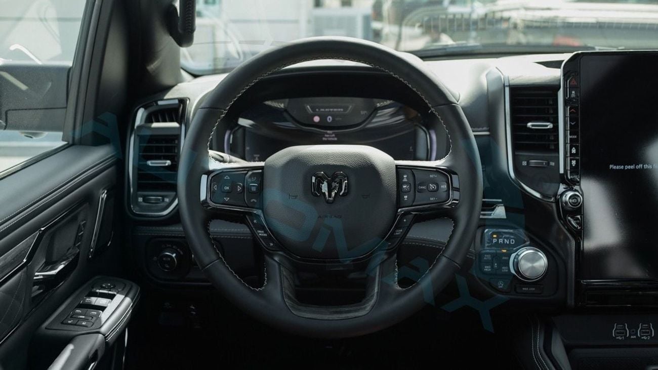 RAM 1500 Limited Crew Cab eTorque V8 5.7L (For Export , НА ЭКСПОРТ) PY 26/26 eTorque V8 5.7L GCC Без пробега