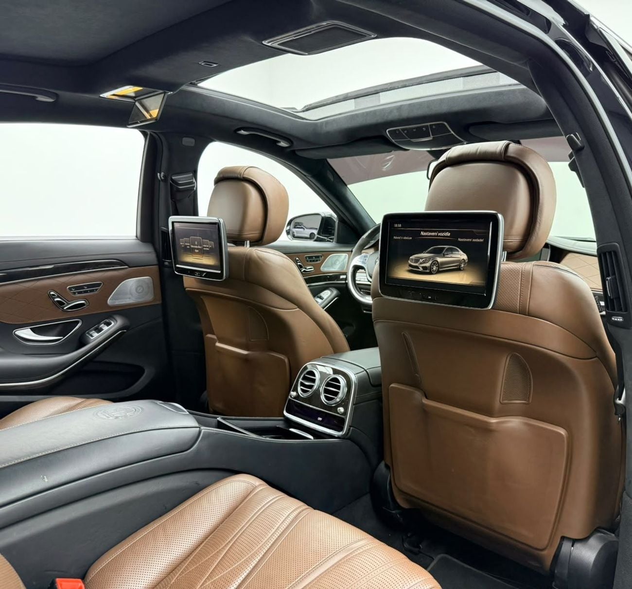 Mercedes Benz S63 AMG STANDARD 2014 Mercedes Benz S63 AMG With BRABUS Kit, Full Service History, Fully Loaded, Excellent Condition