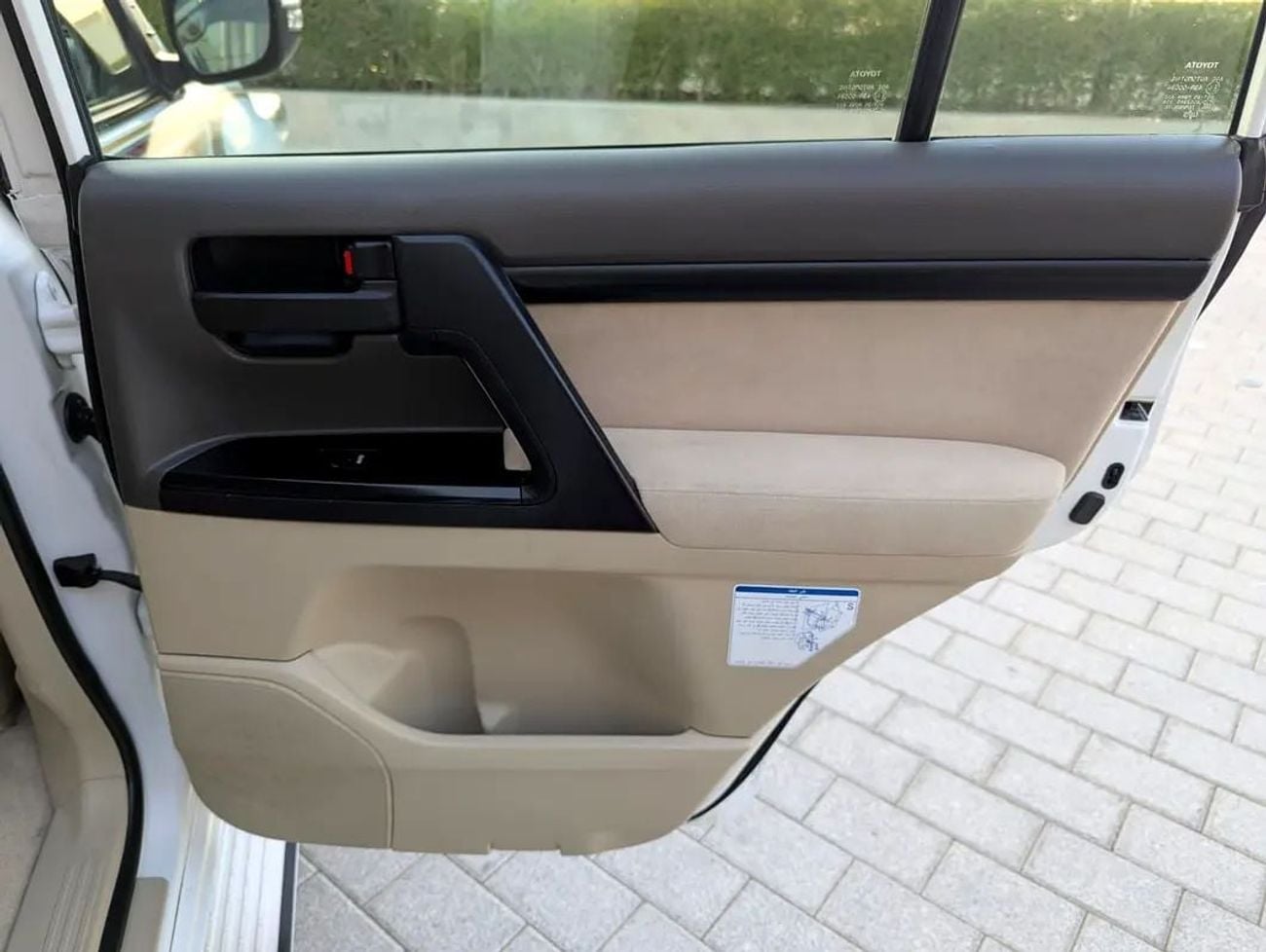 Toyota Land Cruiser GCC Specs | V6 4.0L Interior and Exterior Excellent Condition