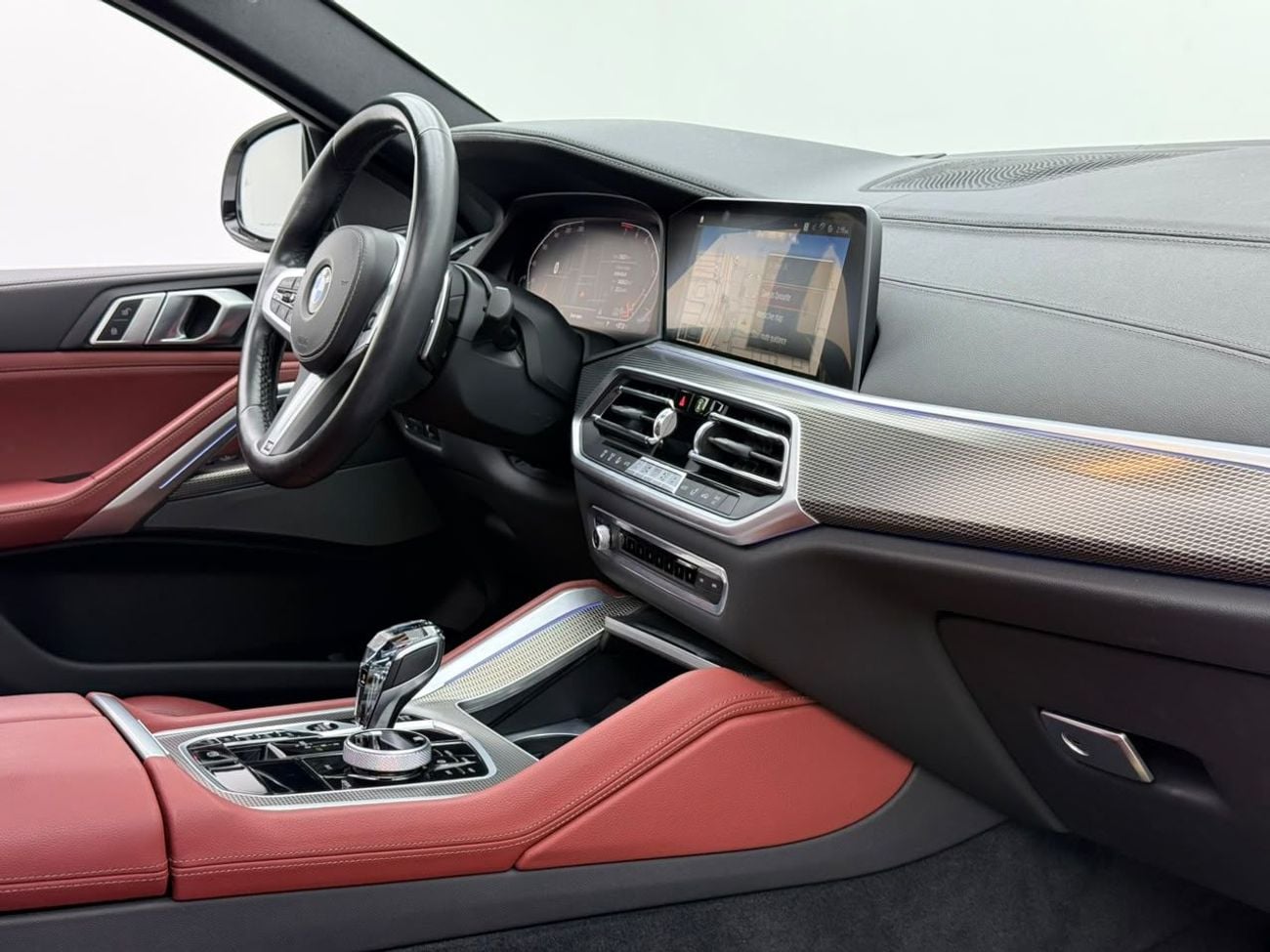 بي أم دبليو X6 40i M SPORT بي إم دبليو X6 xDrive40i M-Sport موديل 2023، ضمان بي إم دبليو + باقة خدمة 2027، سجل صيانة كامل من بي