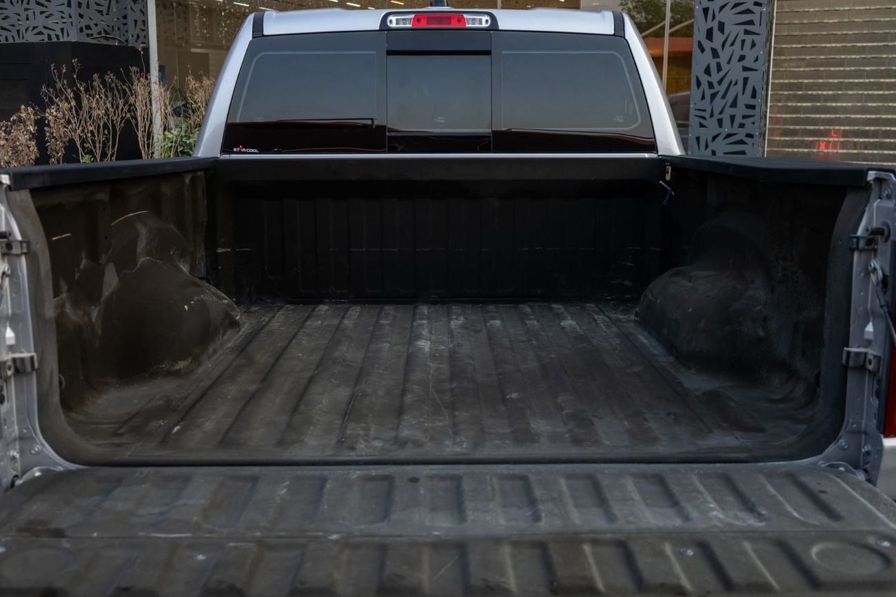 RAM 1500 BIGHORN CREW CAB RAM 1500 Big Horn Crew Cab 2025 GCC | Agency Warranty