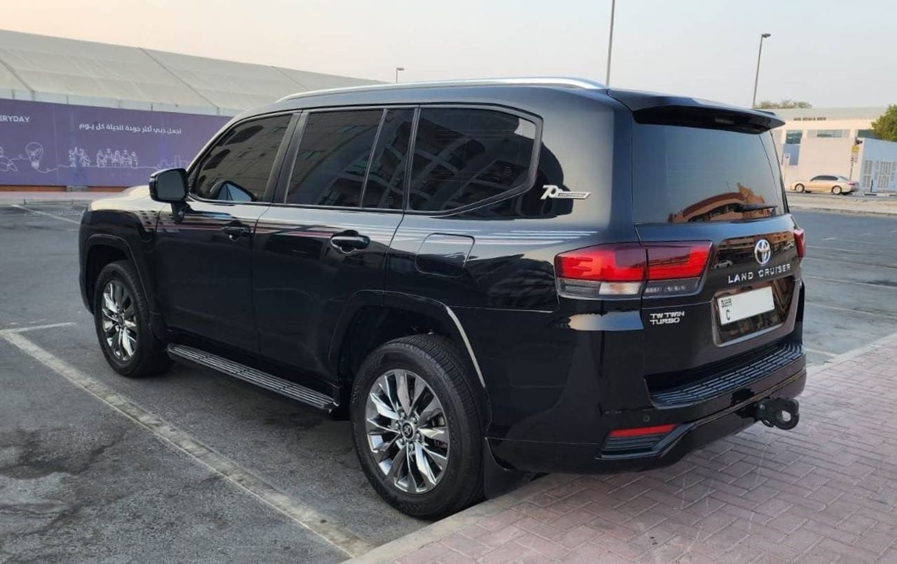 Toyota Land Cruiser GXR Twin Turbo 3.3L Diesel Engine Full Option Black to Black Exterior and Interior Very Clean and Pe