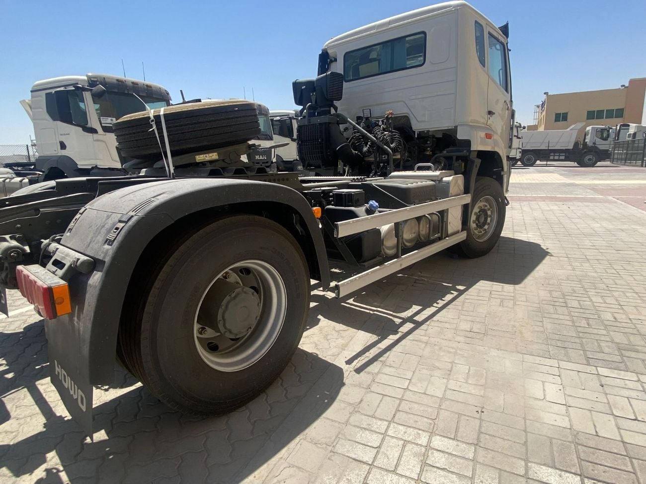 Sinotruk Howo NX Tractor Sinotruck Howo NX TRACTOR 2025 Model 4*2