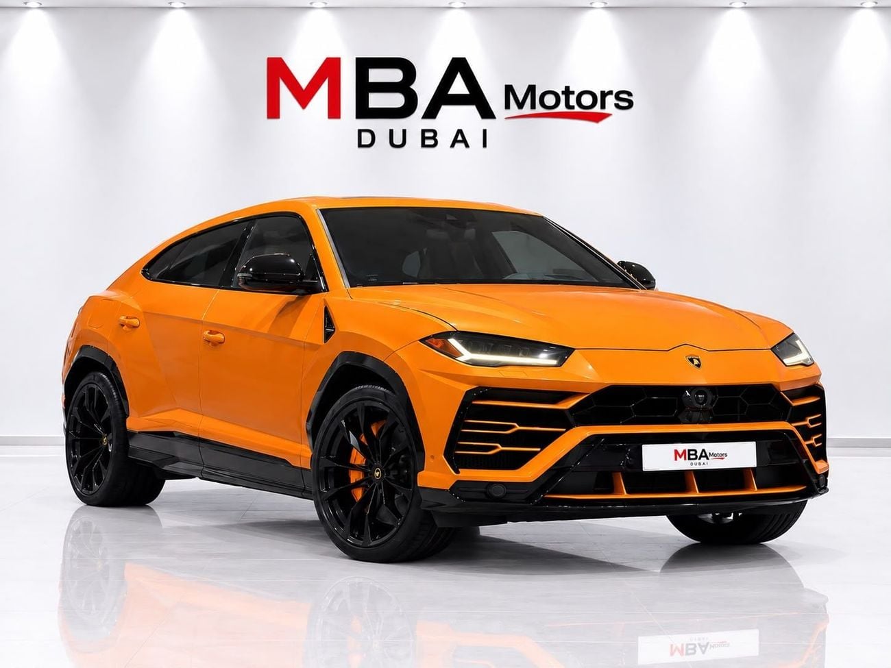 لامبورغيني اوروس STANDARD
