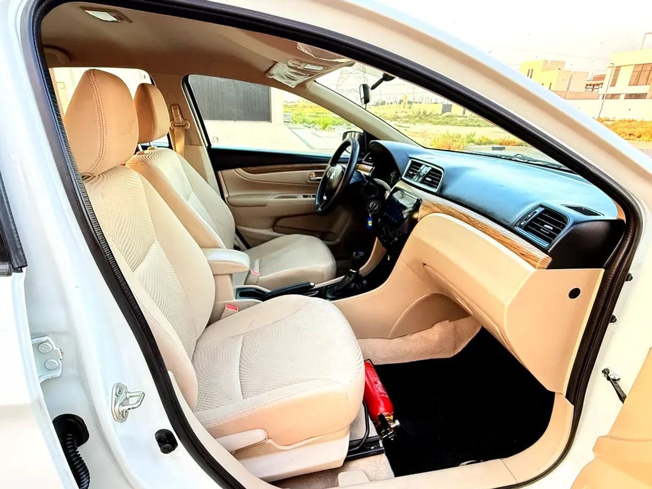 Suzuki Ciaz GL GCC Specs - Excellent condition