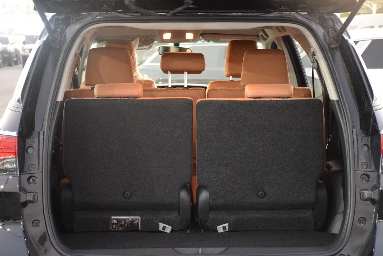 Toyota Fortuner SR5