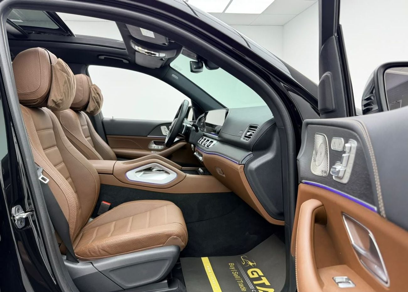 Mercedes Benz GLS450 4M PREMIUM 2025 Mercedes Benz GLS450 AMG Premium+, 2030 MB Warranty + Service Pack, 7 Seater, Fully Loaded, GCC