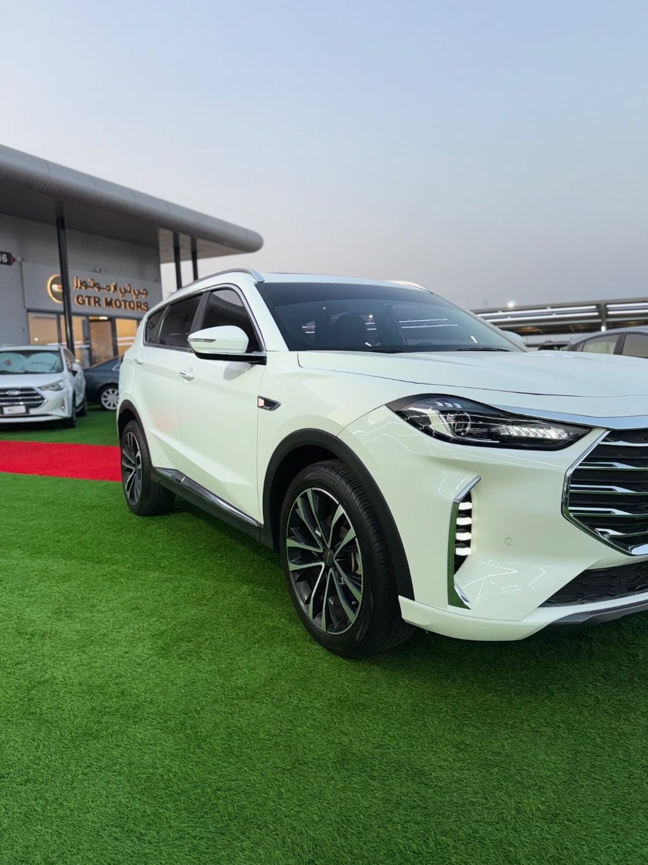 Jetour X70 Plus LUX