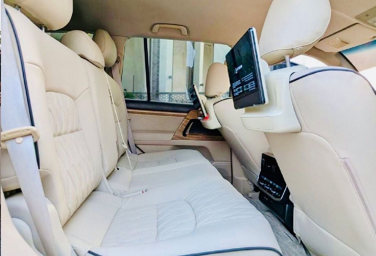 Toyota Land Cruiser GXR