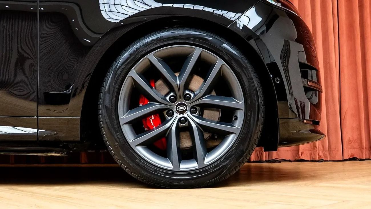 لاند روفر رينج روفر سبورت ديناميك HSE P400 HSE P400 | GCC SPEC