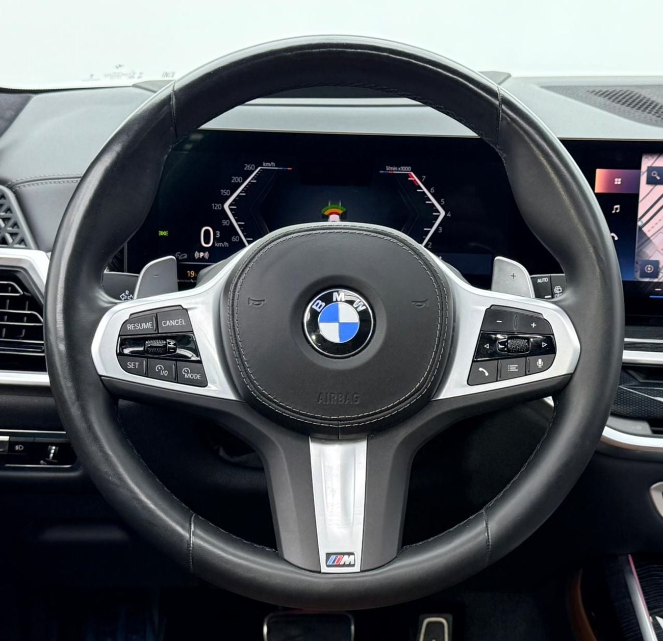 BMW X7 40i LUXURY 2023 BMW X7 xDrive40i, 2028 BMW Warranty + Service Pack, Full BMW Service History, GCC