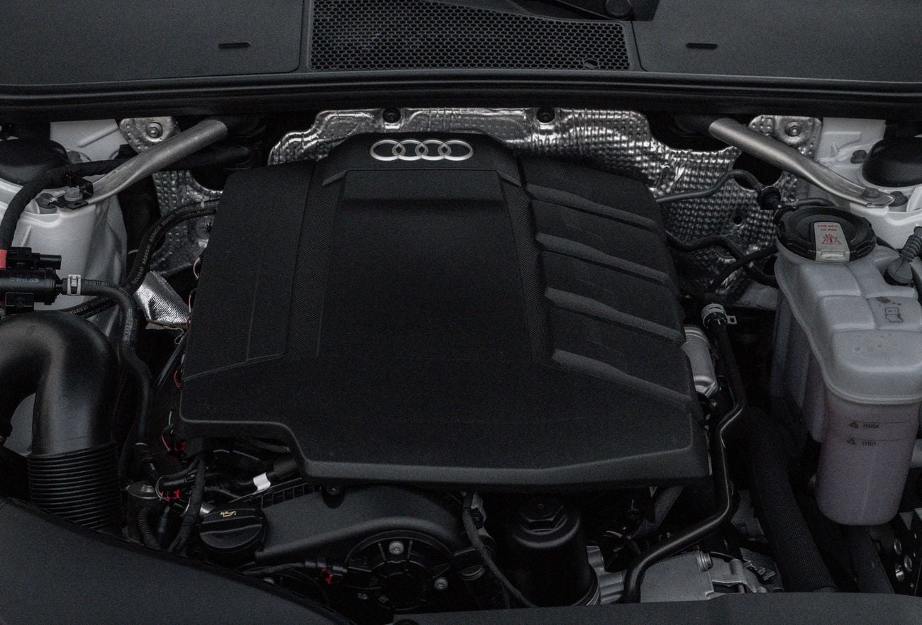 أودي A6 40 TFSI S-LINE - 245 HP | 4,113 P.M | 0% Downpayment | TOP | WARRANTY!