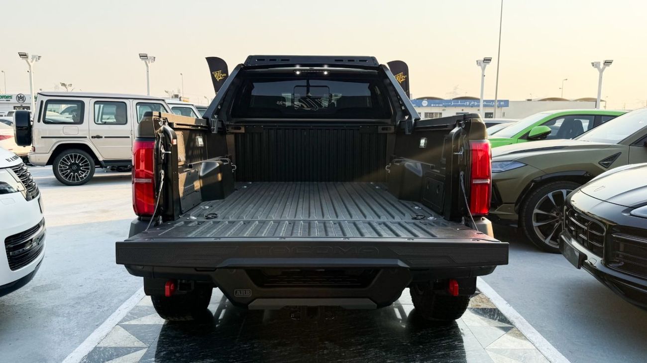 تويوتا تاكوما TOYOTA TACOMA TRAIL HUNTER | ٢٠٢٦ | آي-فورس ماكس | محرك هجين توربو سعة ٢.٤ لتر | ٣٢٦ حصان | دفع رباعي
