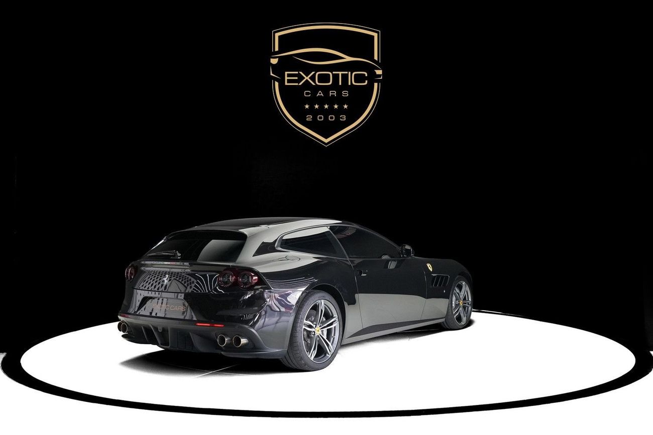 Ferrari GTC4 LUSSO