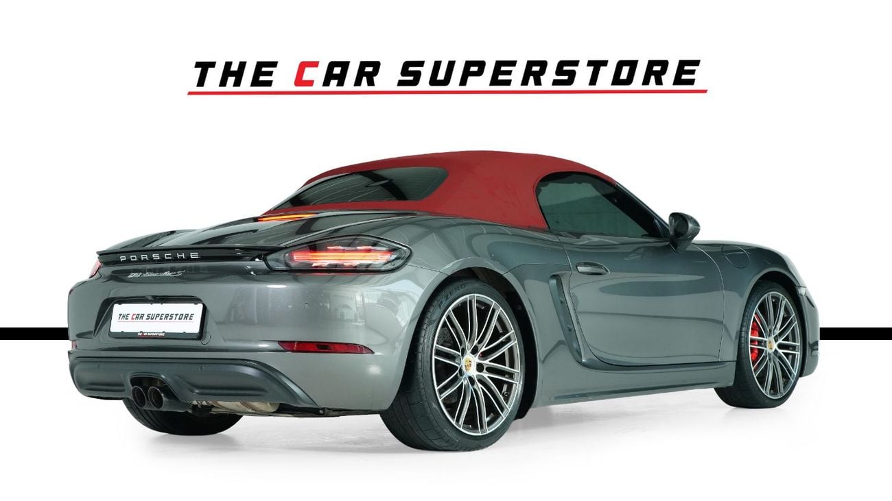 Porsche 718 Boxster S GCC-Low Mileage-Excellent Condition-High Specification Edition