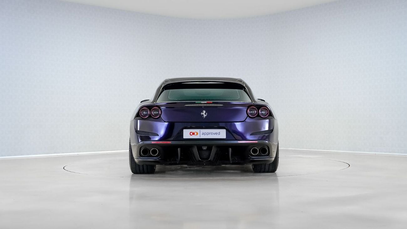 فيراري جي تي سي 4 لوسو Lusso