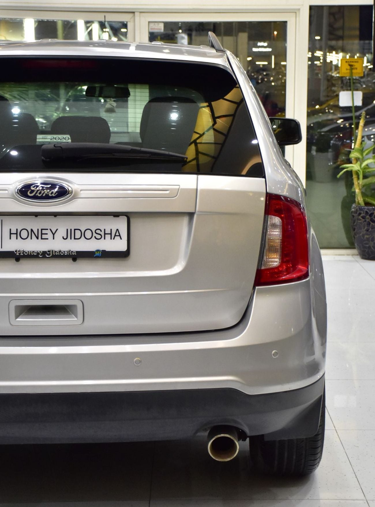 Ford Edge SE EXCELLENT DEAL for our Ford Edge ( 2014 Model ) in Silver Color GCC Specs