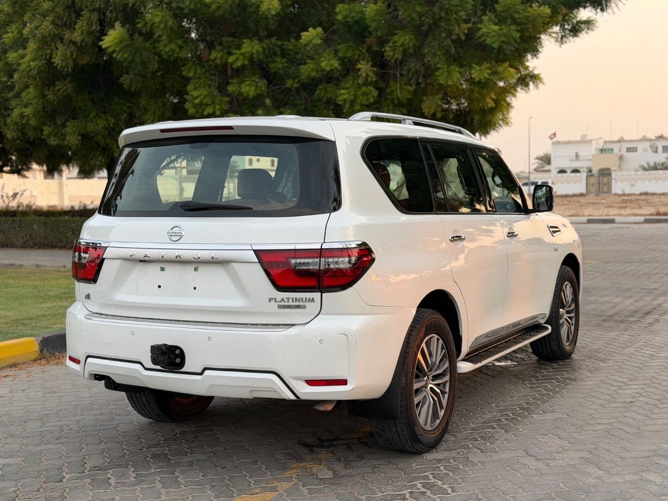 Nissan Patrol SE TITANIUM v6