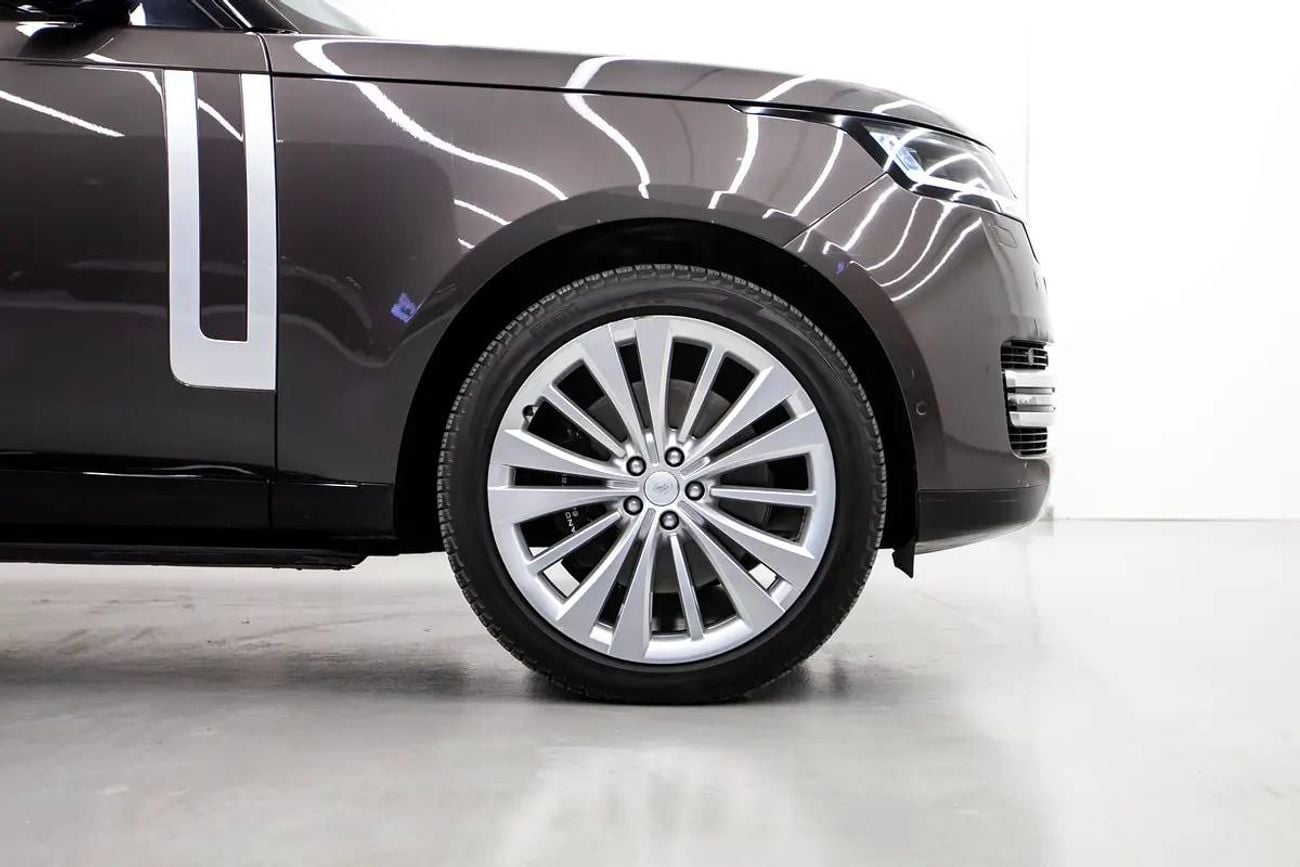 Land Rover Range Rover FIRST EDITION P530 GCC Specs - Pristine Condition - WARRANTY - AL TAYER