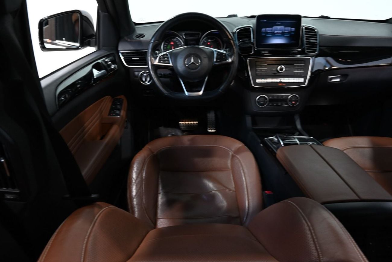مرسيدس بنز GLE 43 AMG 2018 Mercedes GLE 43 AMG 4Matic, Full Service, Excellent Condition, GCC