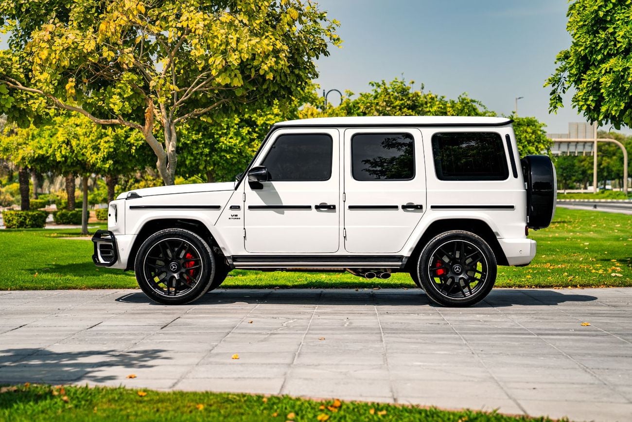 Mercedes Benz G63 AMG STANDARD Night package Clean title 2 keys original paint no accident Completely serviced and ready to go