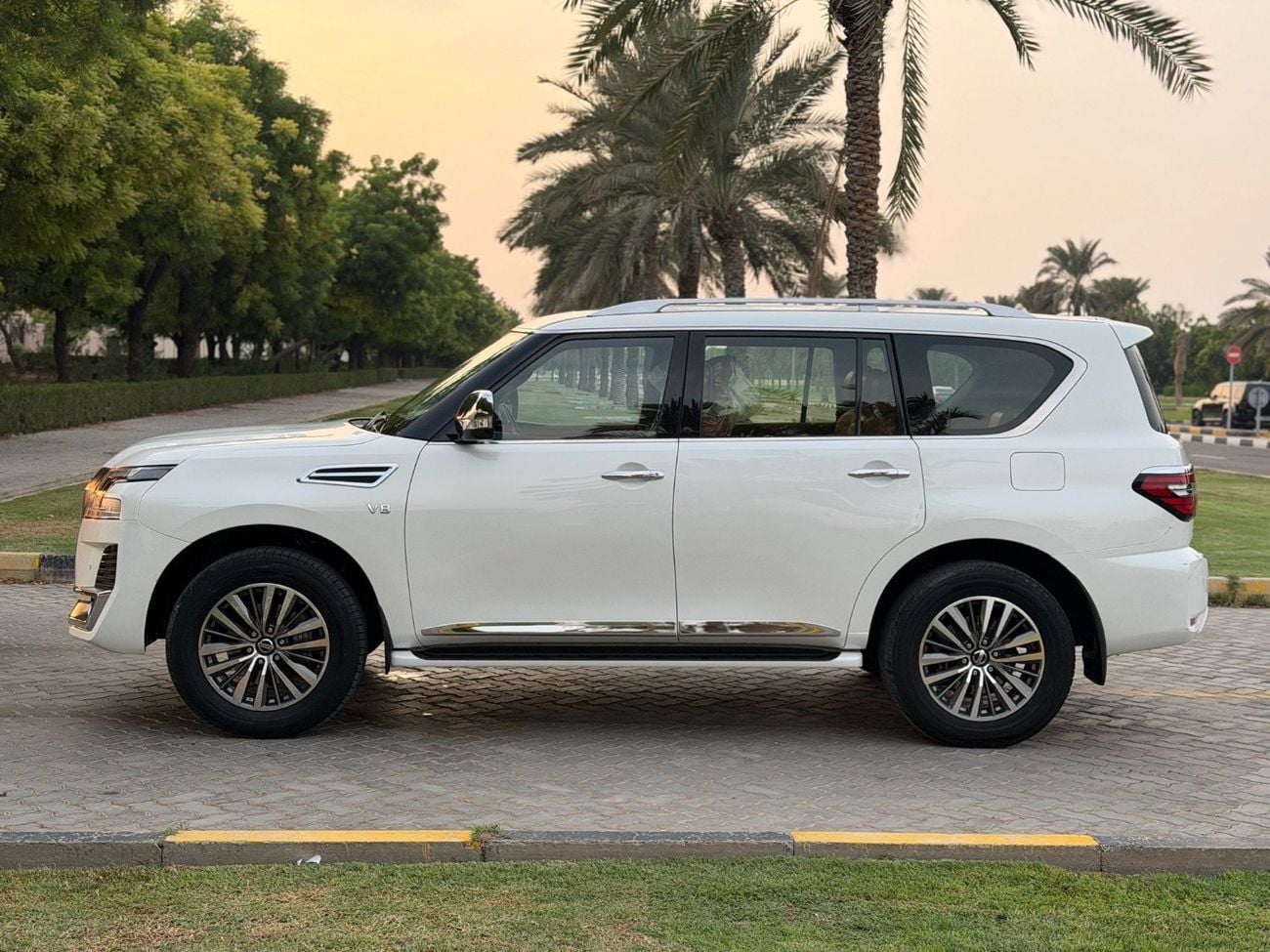 Nissan Patrol SE TITANIUM v6