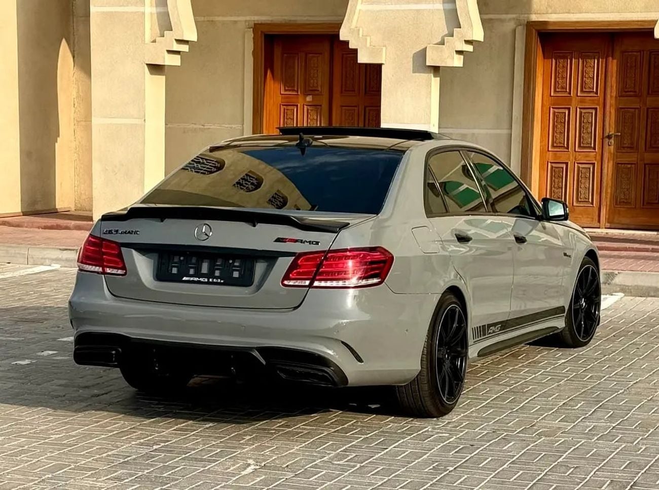 Mercedes Benz E63 AMG مرسيدس E63 خليجي فل اوبشن E 63 AMG S