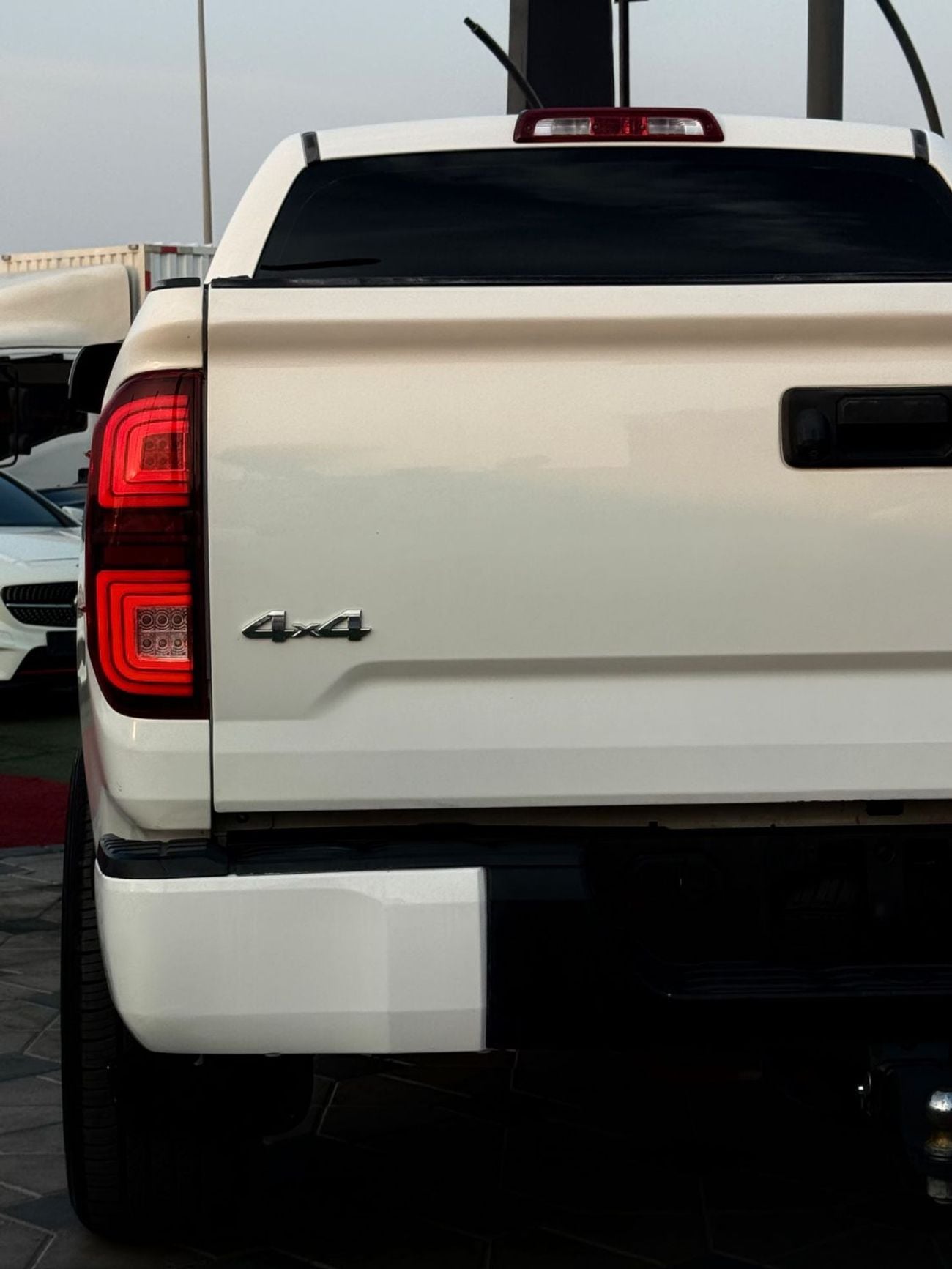 Toyota Tundra STANDARD 49,000