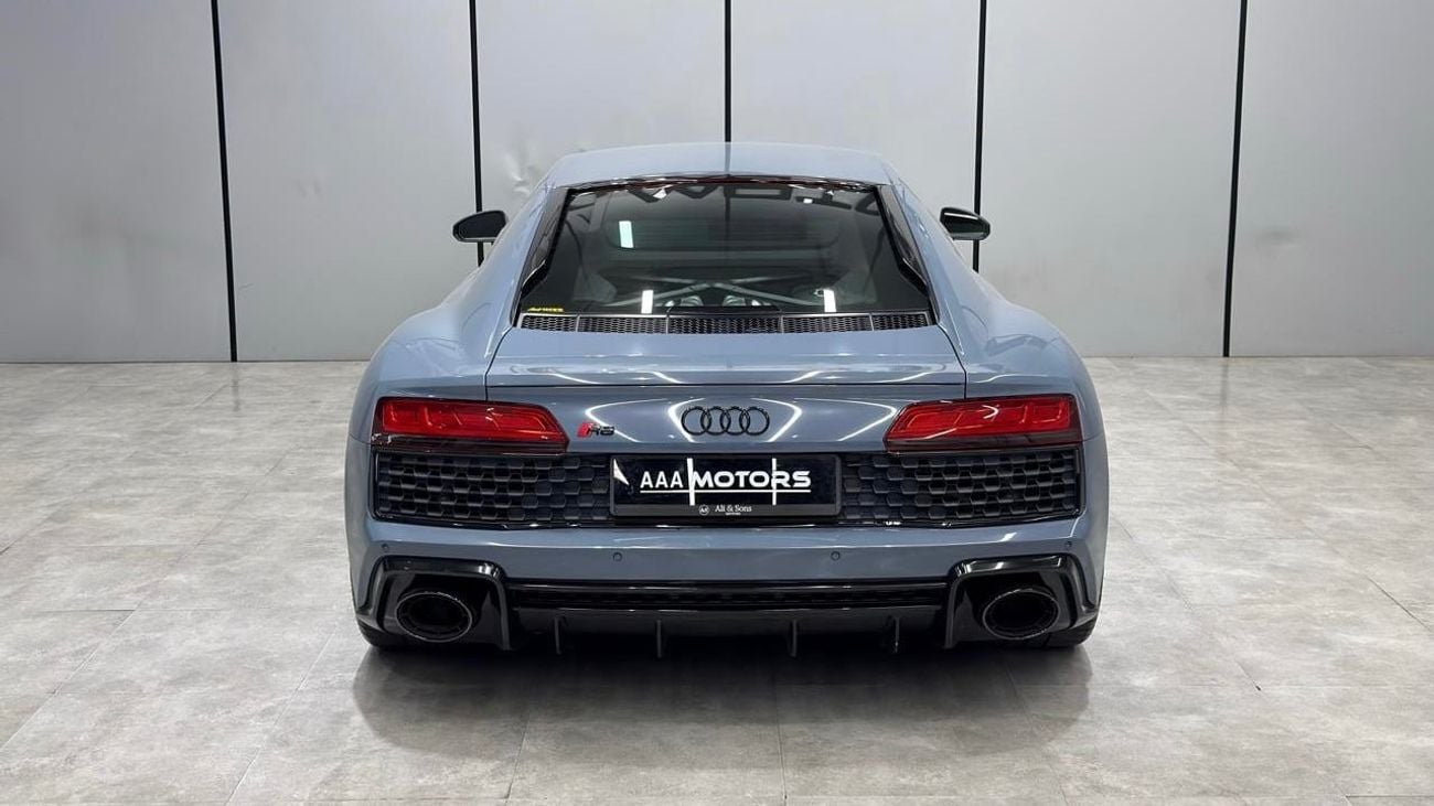 Audi R8 V10 PERFORMANCE GCC V10 under warranty