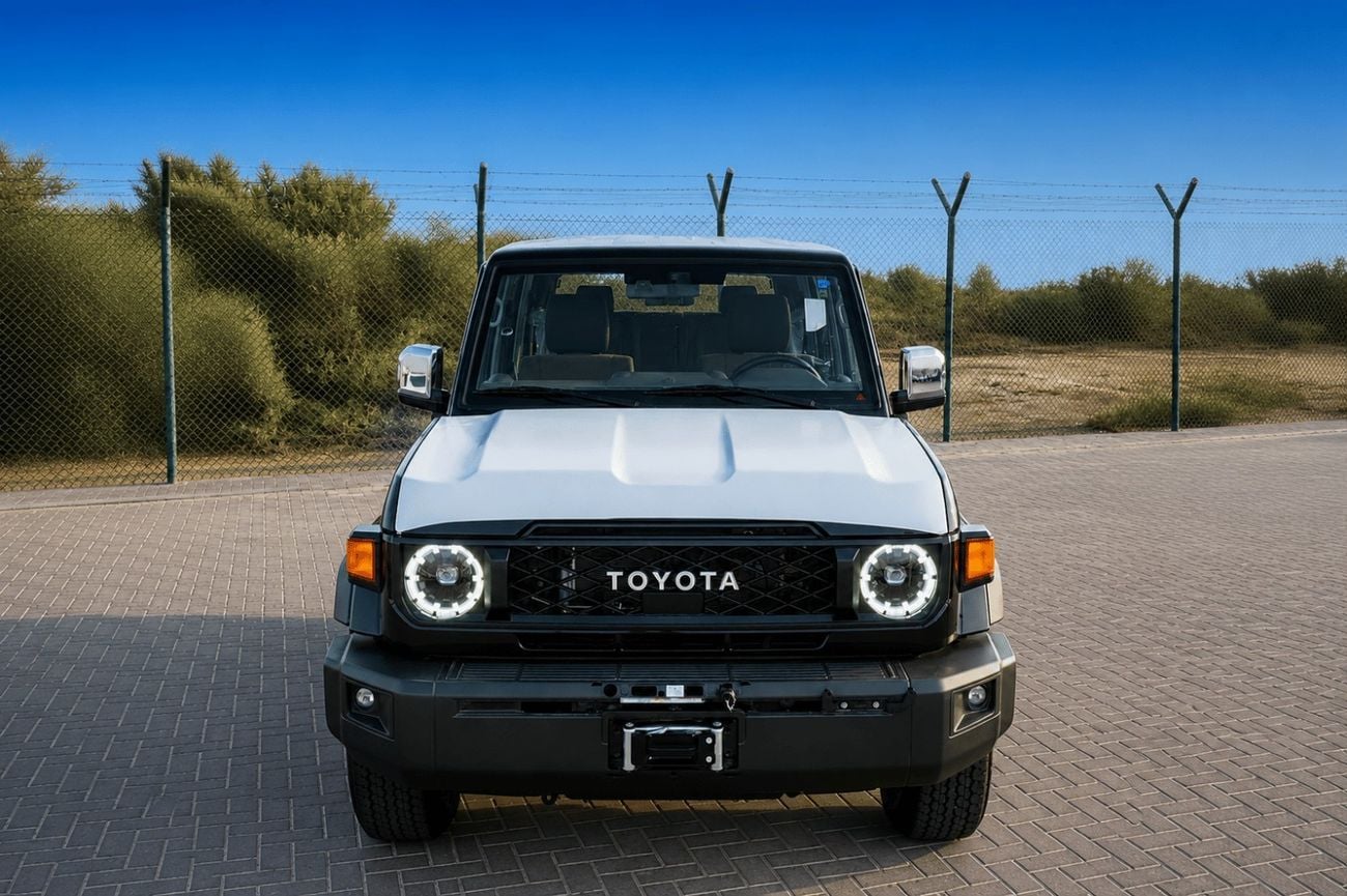 Toyota Land Cruiser 70 v6 petrol